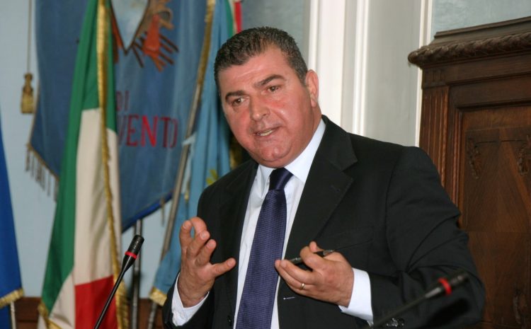 Pino Masciari: “In Calabria il traffico dei rifiuti a Gioia Tauro è controllato dalla cosca di ‘ndrangheta Piromalli”