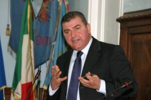 Restituiamo la Calabria agli onesti!