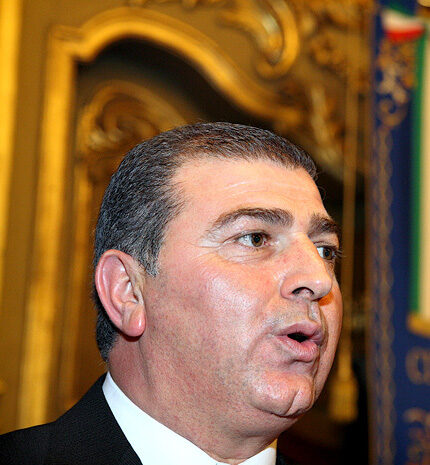 Stato e antistato